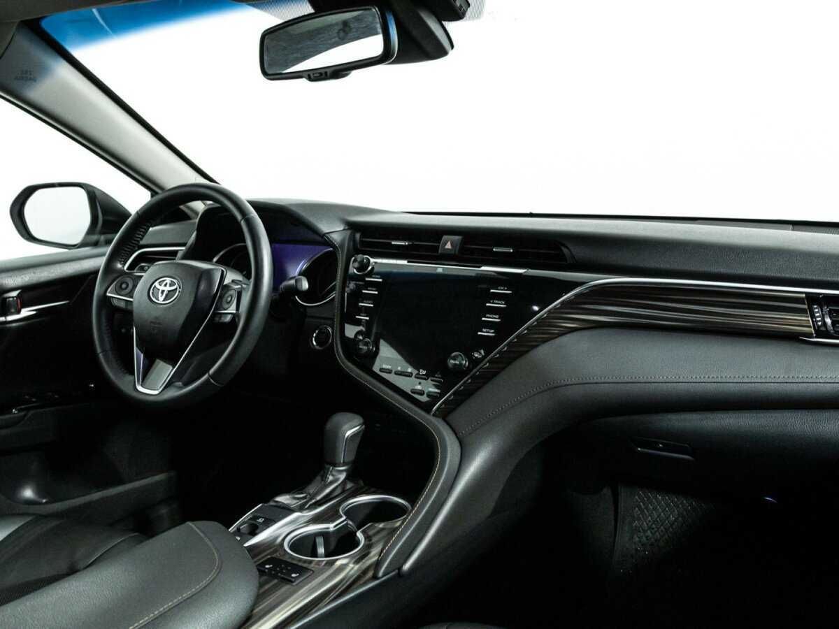 Купить Toyota Camry, 2018, 165 361 км.. Фото: #8