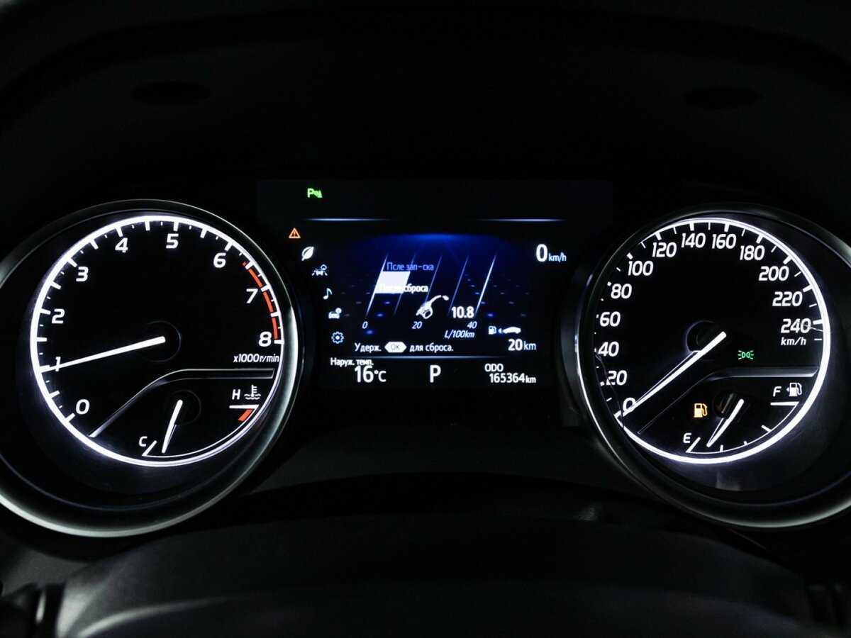 Купить Toyota Camry, 2018, 165 361 км.. Фото: #11