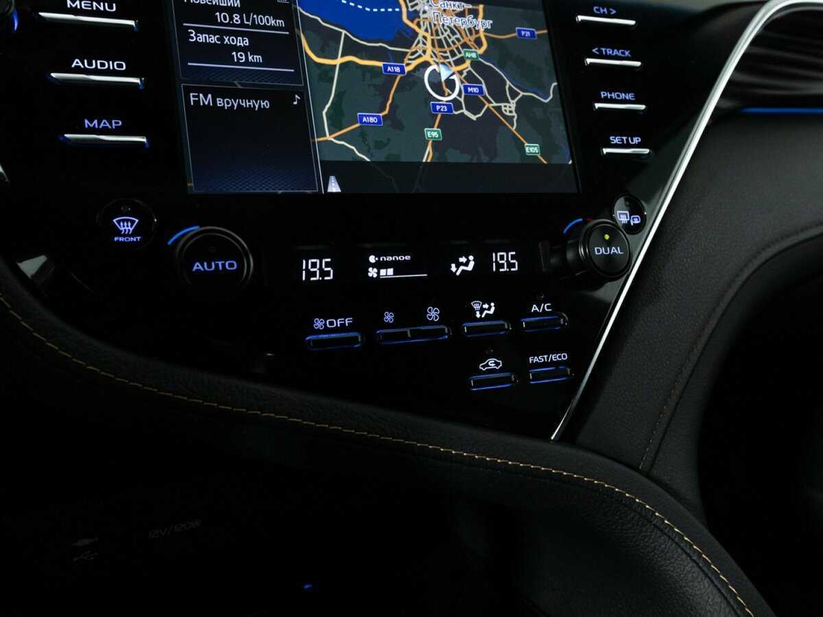 Купить Toyota Camry, 2018, 165 361 км.. Фото: #17