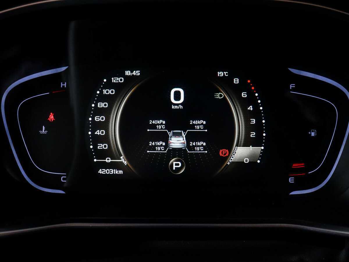 Купить Geely Coolray, 2023, 41 000 км.. Фото: #10