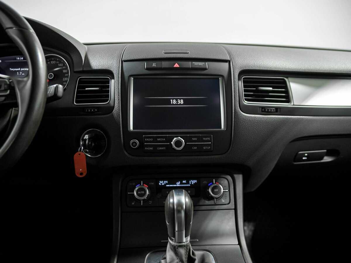 Купить Volkswagen Touareg, 2013, 127 425 км.. Фото: #9