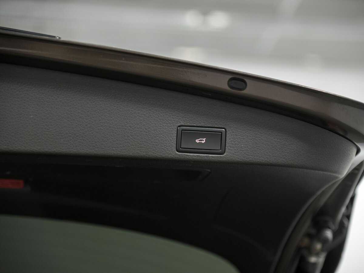 Купить Volkswagen Touareg, 2013, 127 425 км.. Фото: #19