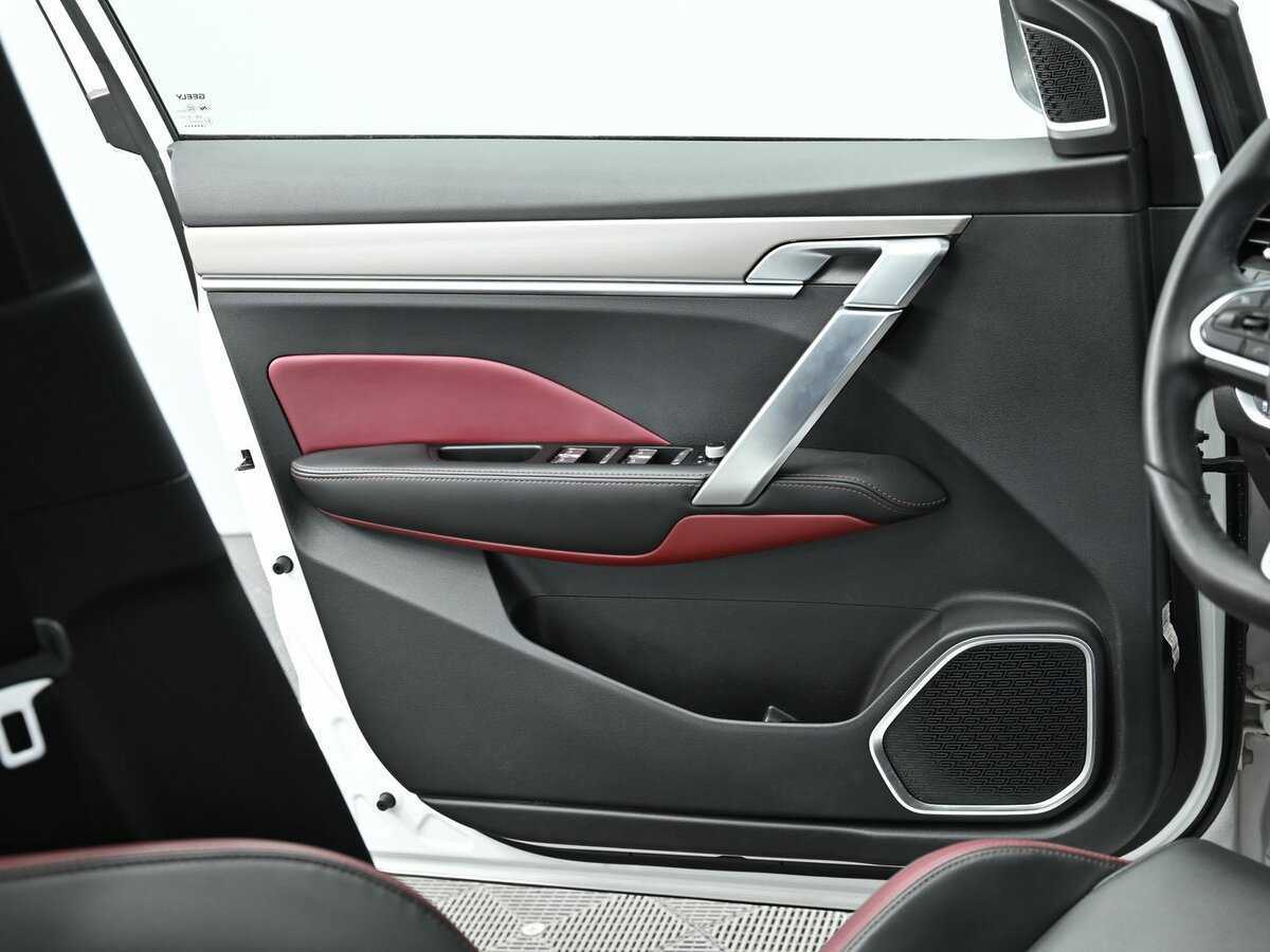 Купить Джили Кулрэй, 2022, 40 000 км.. Фото: #8