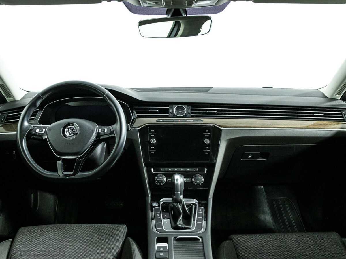 Купить Volkswagen Passat, 2017, 41 448 км.. Фото: #12