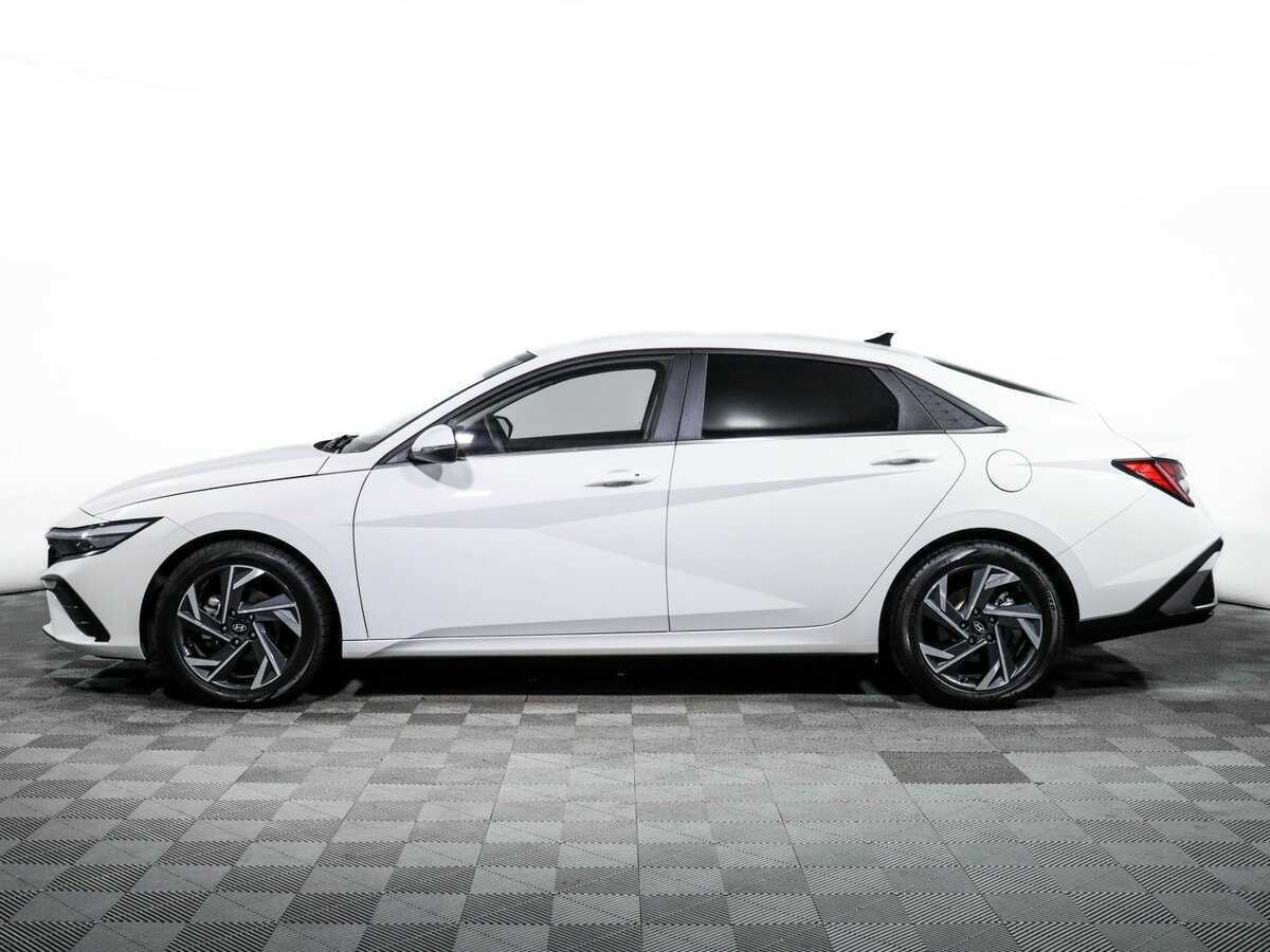 Купить Hyundai Elantra, 2023, 15 220 км.. Фото: #4