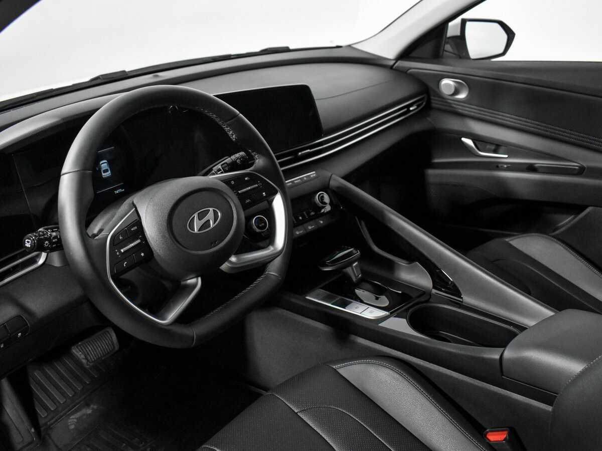 Купить Hyundai Elantra, 2023, 7 476 км.. Фото: #8