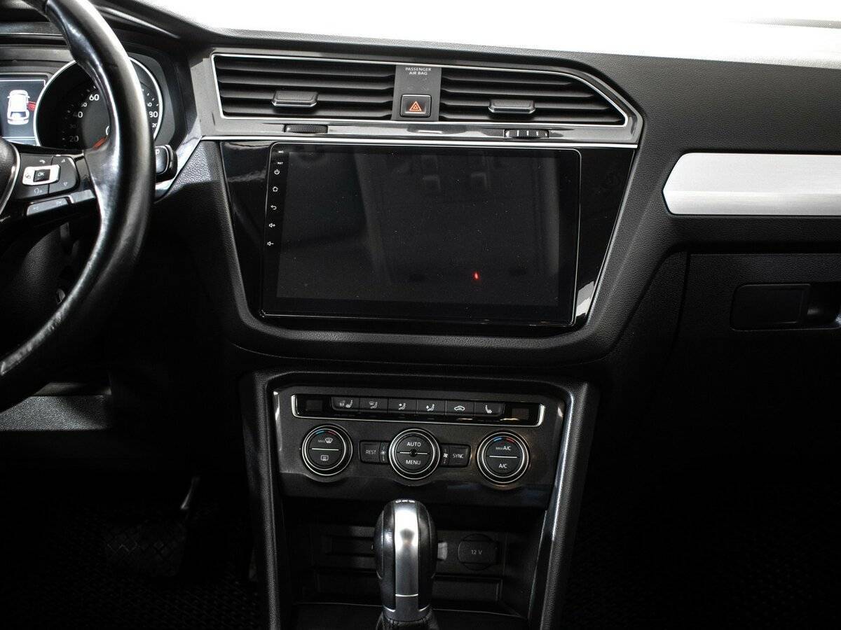 Купить Volkswagen Tiguan, 2017, 111 458 км.. Фото: #9