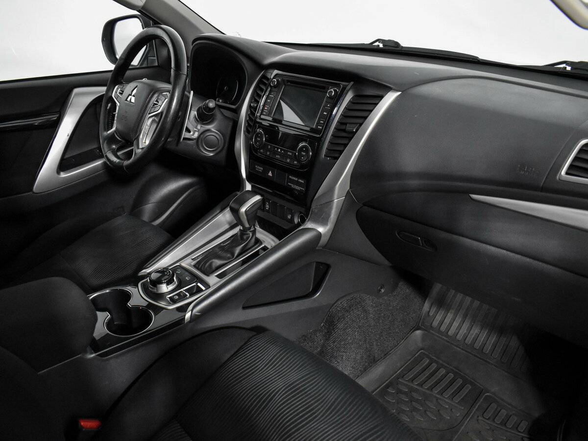 Купить Mitsubishi Pajero Sport, 2018, 126 440 км.. Фото: #15