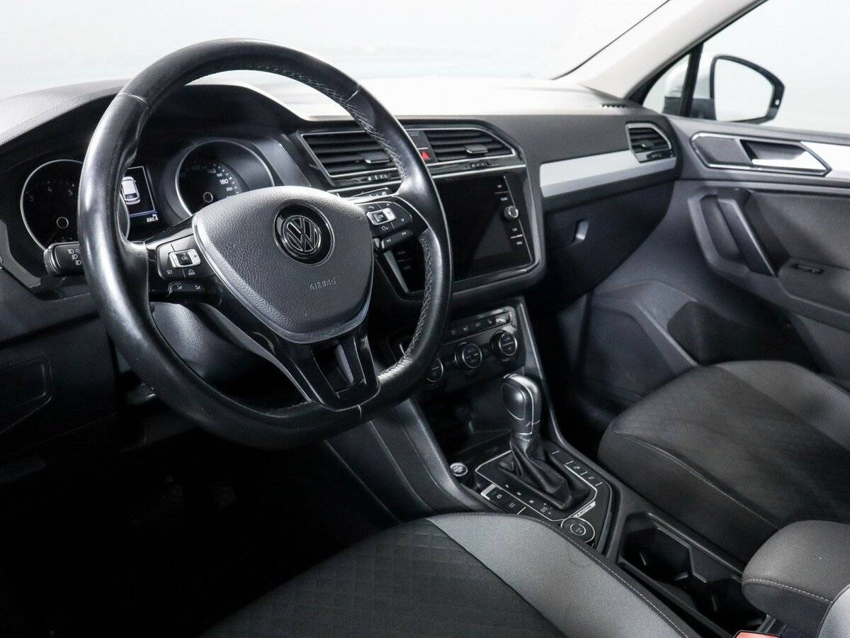Купить Volkswagen Tiguan, 2017, 80 353 км.. Фото: #10