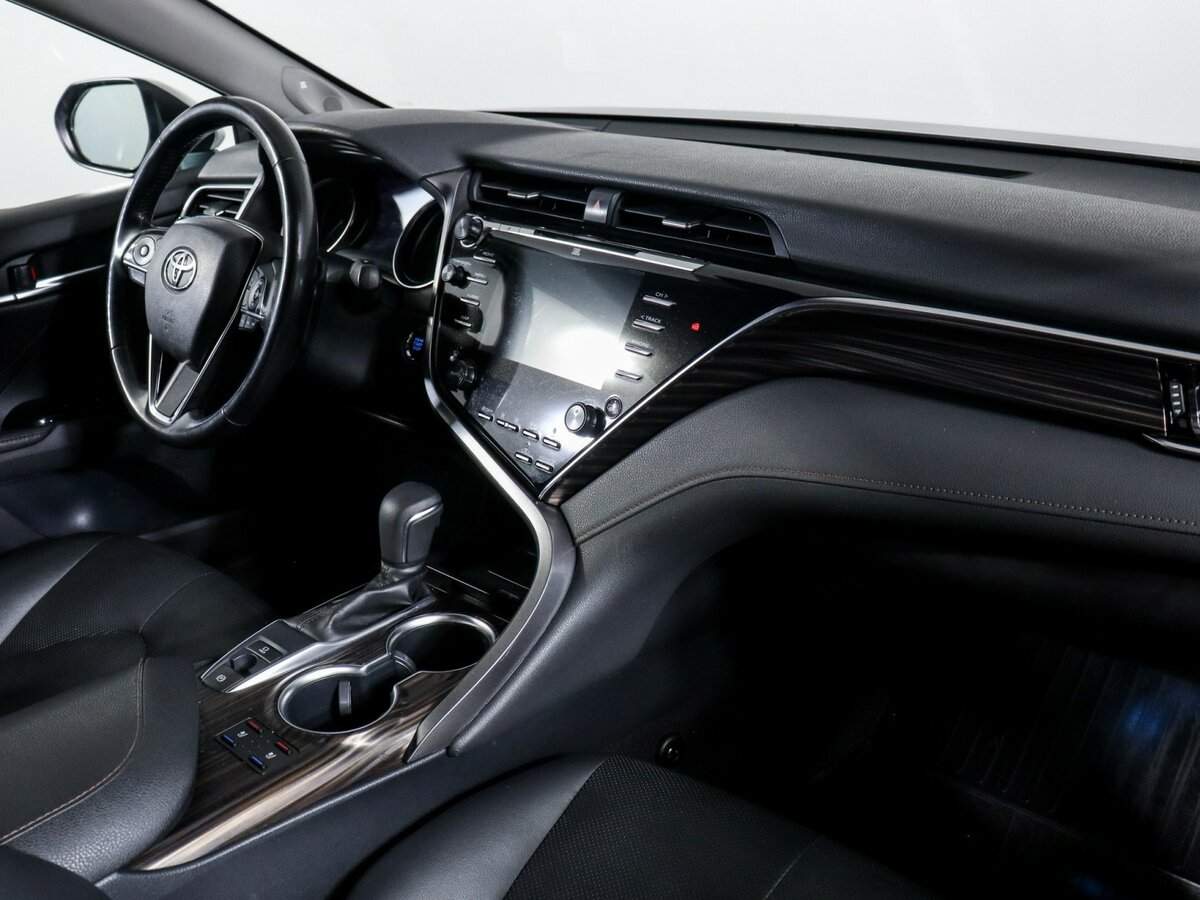 Купить Toyota Camry, 2018, 203 558 км.. Фото: #8