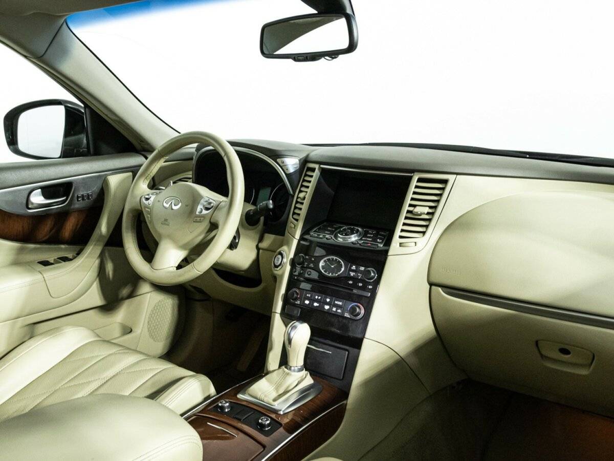 Купить Infiniti FX, 2012, 132 395 км.. Фото: #8