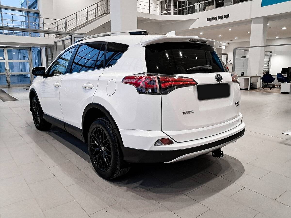 Купить Toyota RAV4, 2016, 165 703 км.. Фото: #6