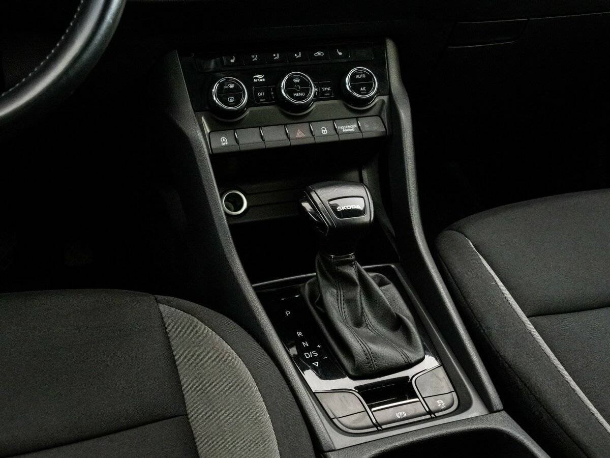 Купить Skoda Karoq, 2021, 95 902 км.. Фото: #10