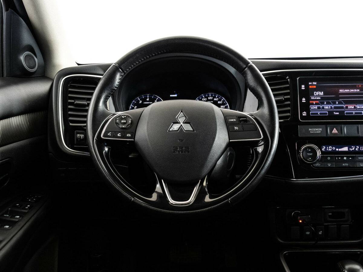 Купить Mitsubishi Outlander, 2018, 112 633 км.. Фото: #9