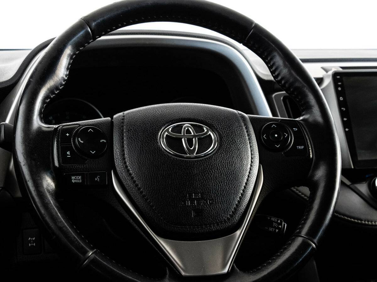 Купить Toyota RAV4, 2017, 159 813 км.. Фото: #8