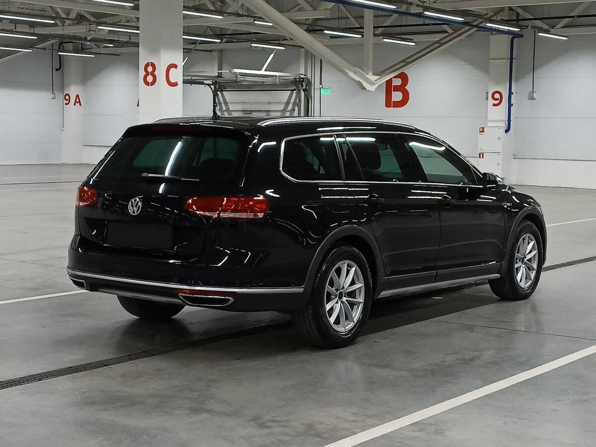 Купить Volkswagen Passat, 2018, 130 479 км.. Фото: #4