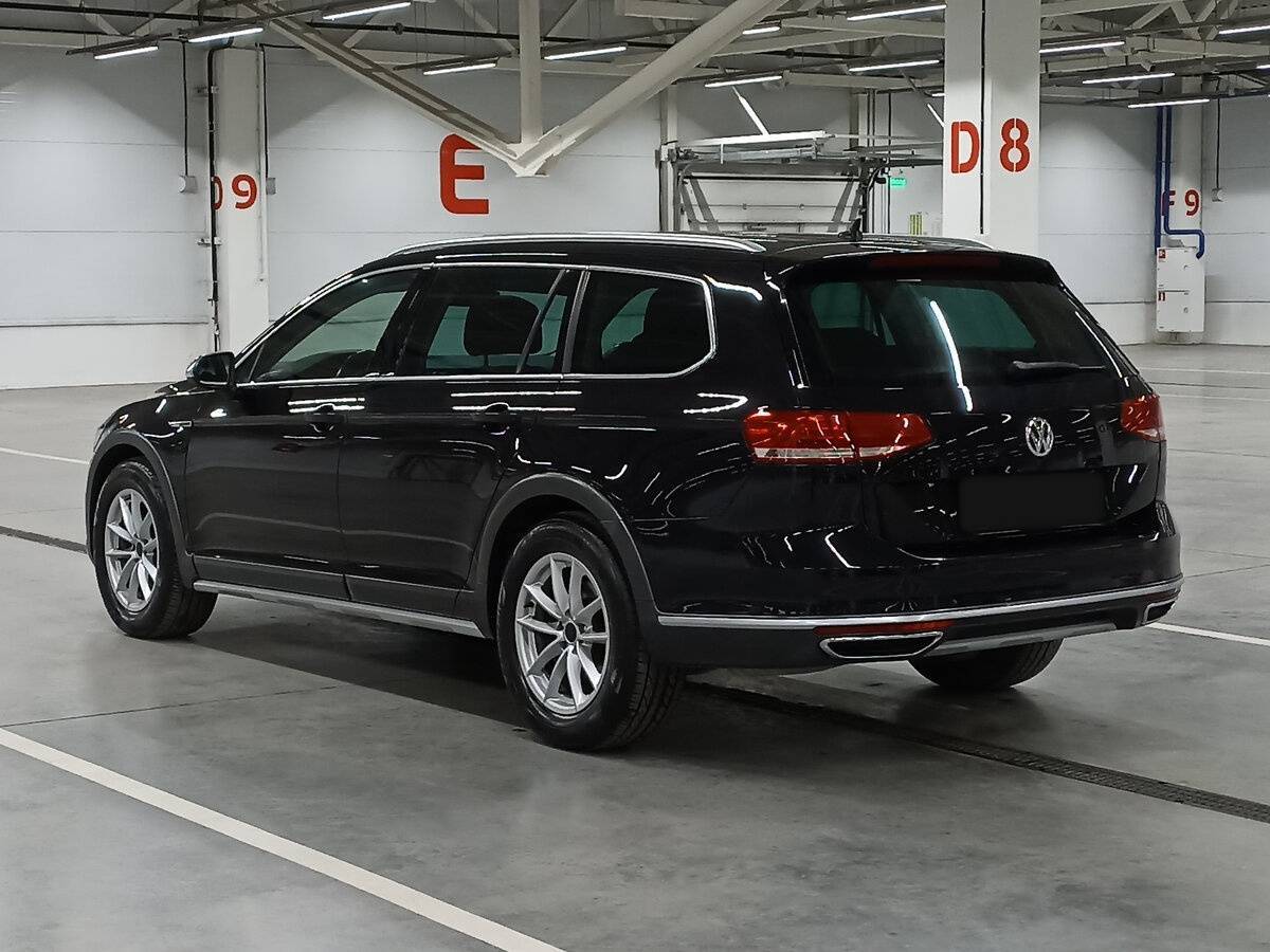 Купить Volkswagen Passat, 2018, 130 479 км.. Фото: #6