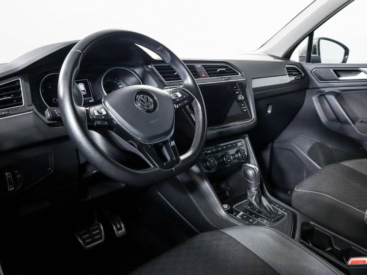 Купить Volkswagen Tiguan, 2018, 77 100 км.. Фото: #10