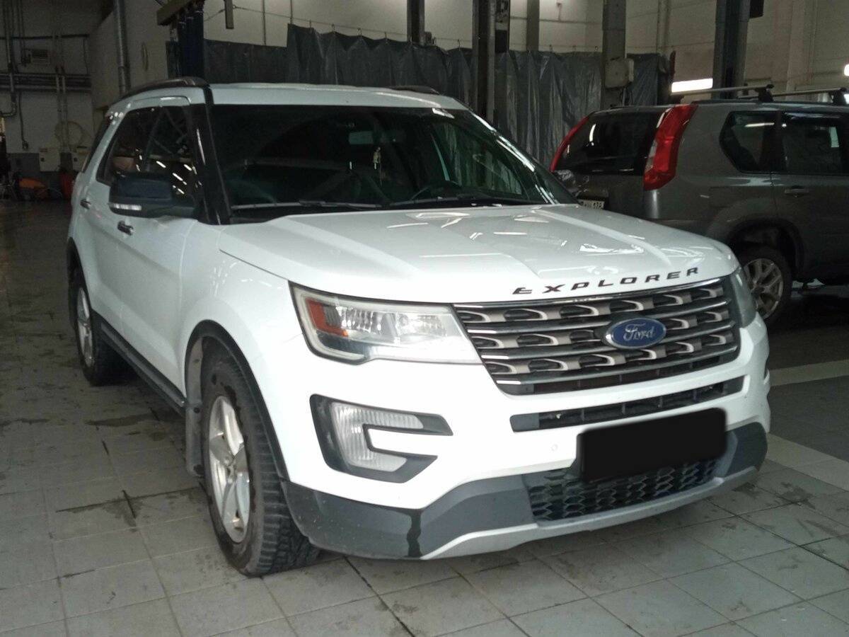 Купить Ford Explorer, 2017, 197 479 км.. Фото: #1