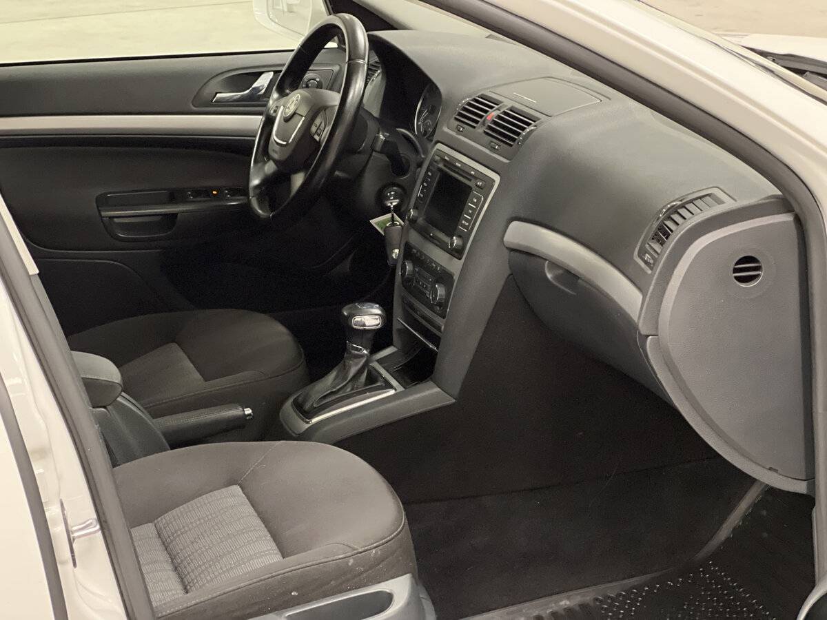 Купить Шкода Октавия, 2012, 225 715 км.. Фото: #14