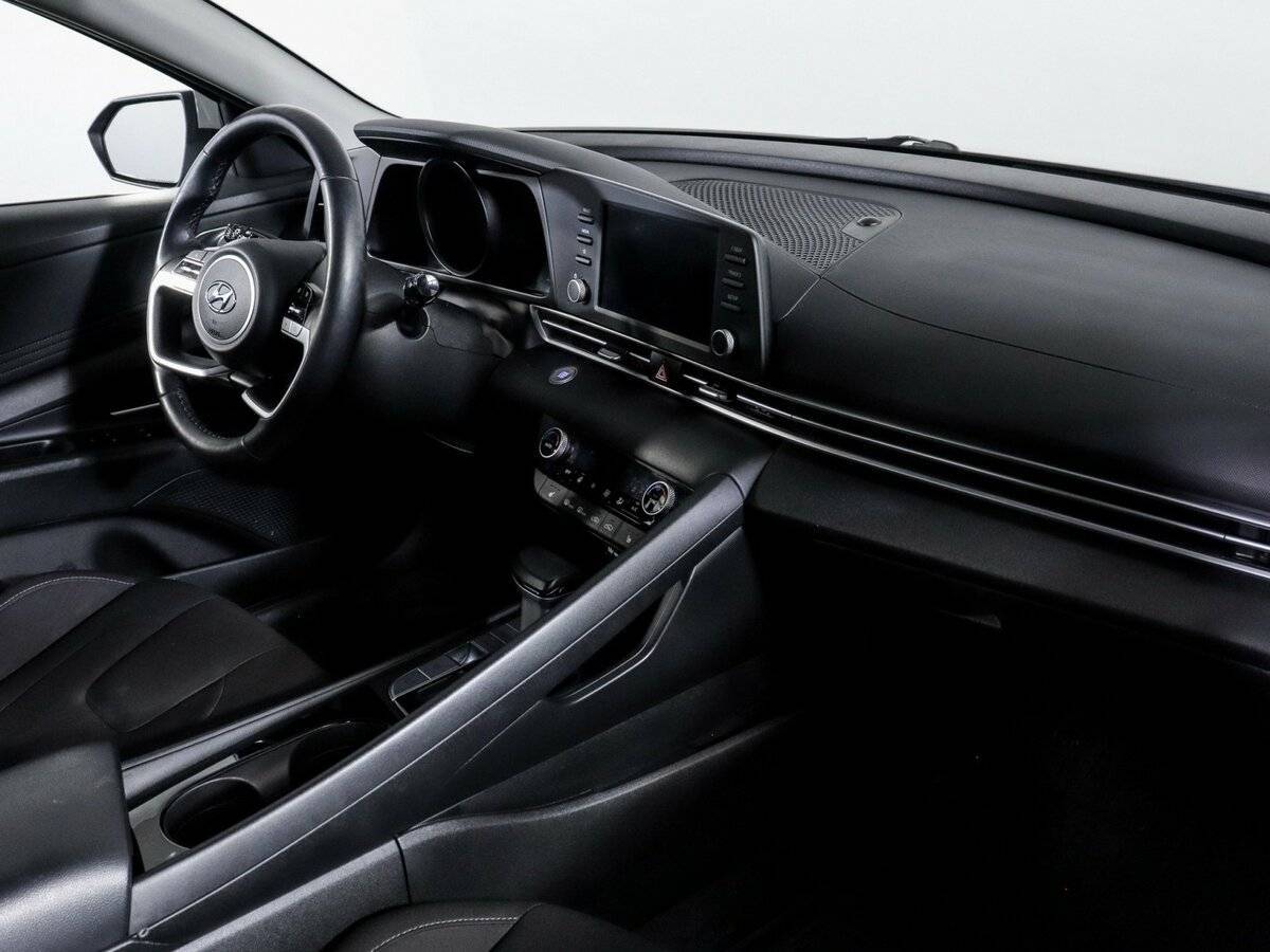 Купить Hyundai Elantra, 2021, 60 200 км.. Фото: #4