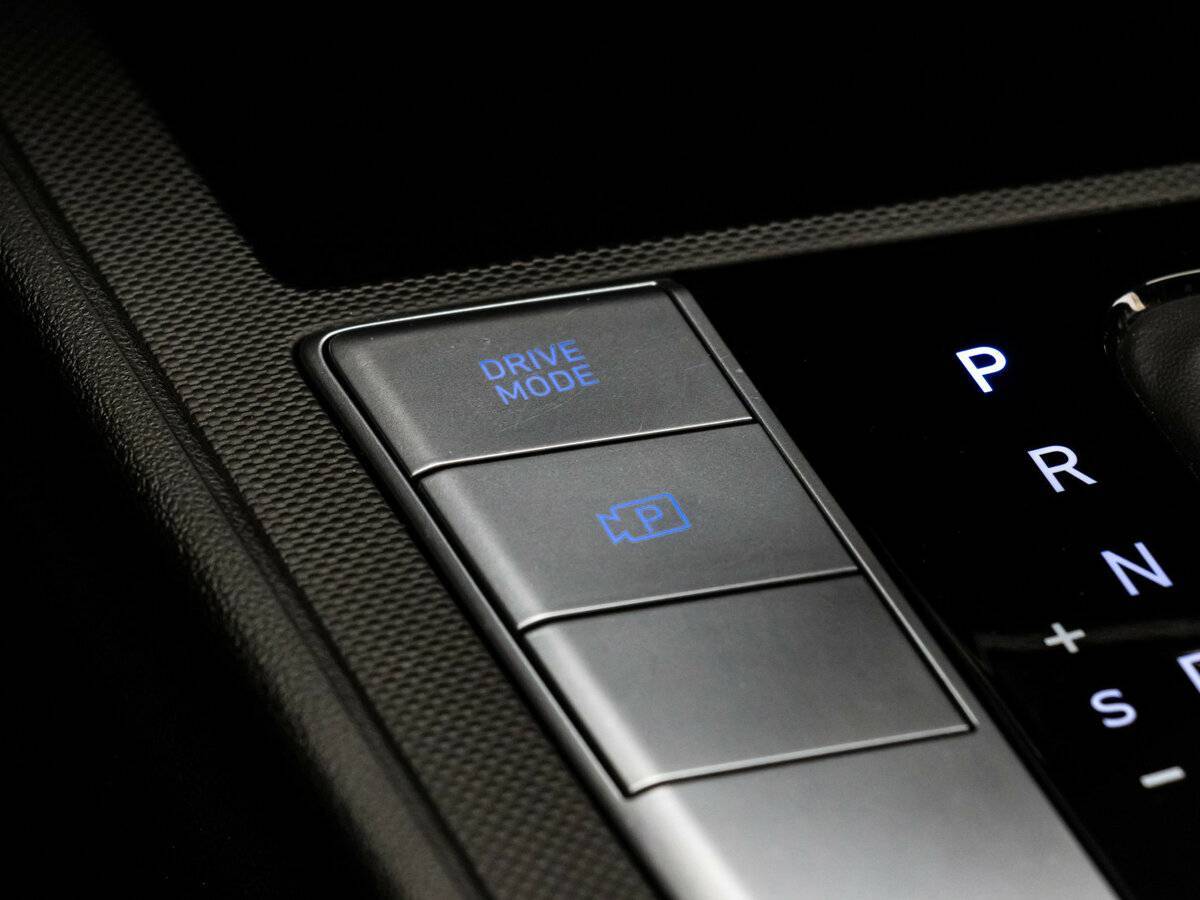 Купить Hyundai Elantra, 2021, 43 121 км.. Фото: #17