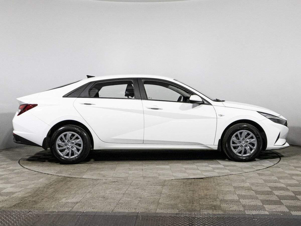 Купить Hyundai Elantra, 2021, 44 371 км.. Фото: #3
