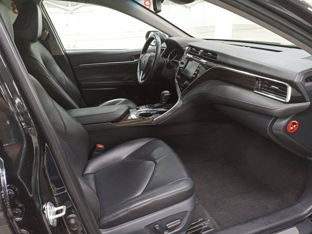 Купить Toyota Camry, 2019, 163 056 км.. Фото: #10