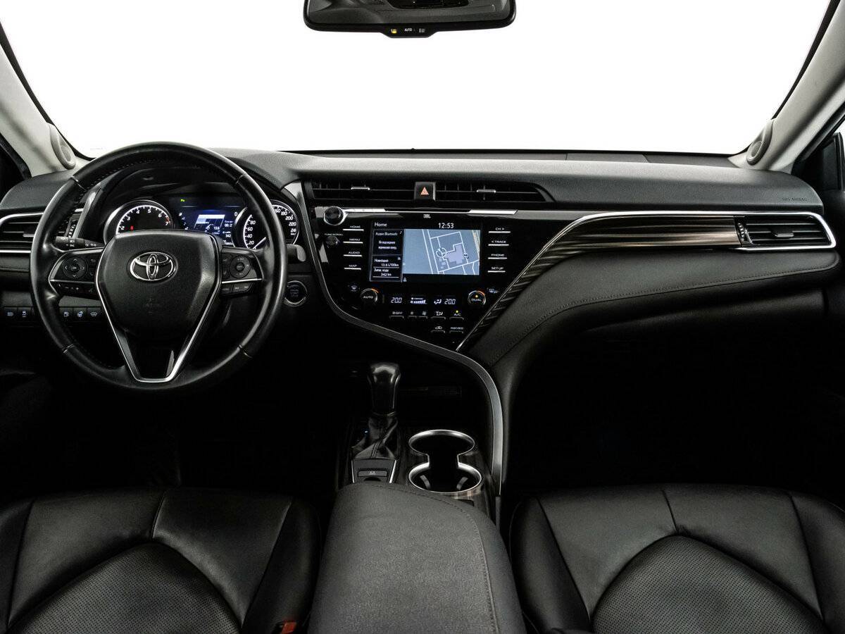 Купить Toyota Camry, 2018, 91 818 км.. Фото: #10