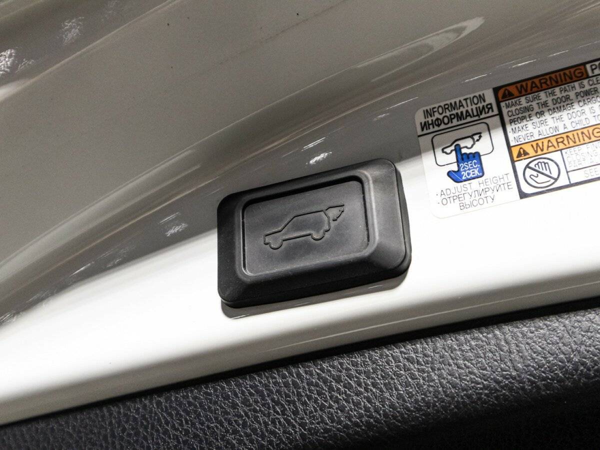 Купить Toyota RAV4, 2019, 82 649 км.. Фото: #15