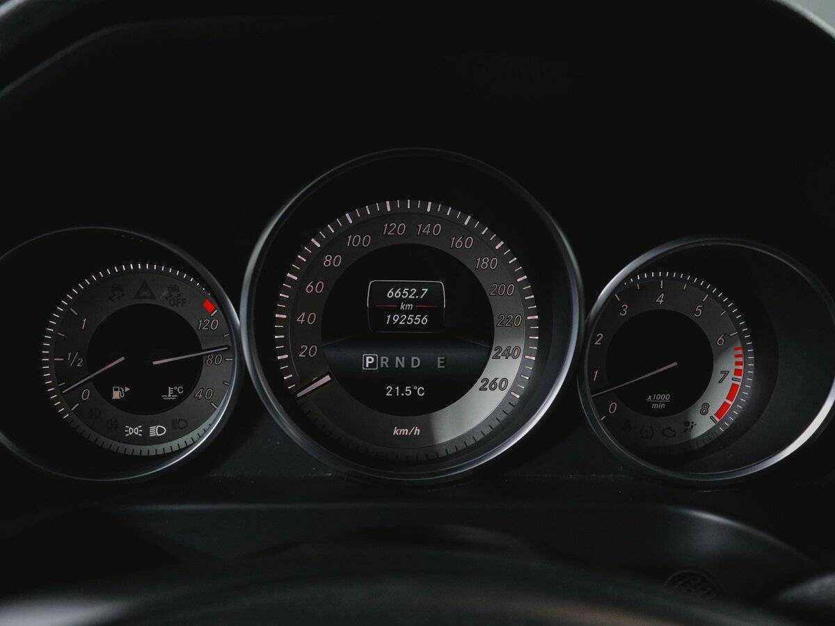 Купить Mercedes-Benz E-Класс, 2014, 192 115 км.. Фото: #10