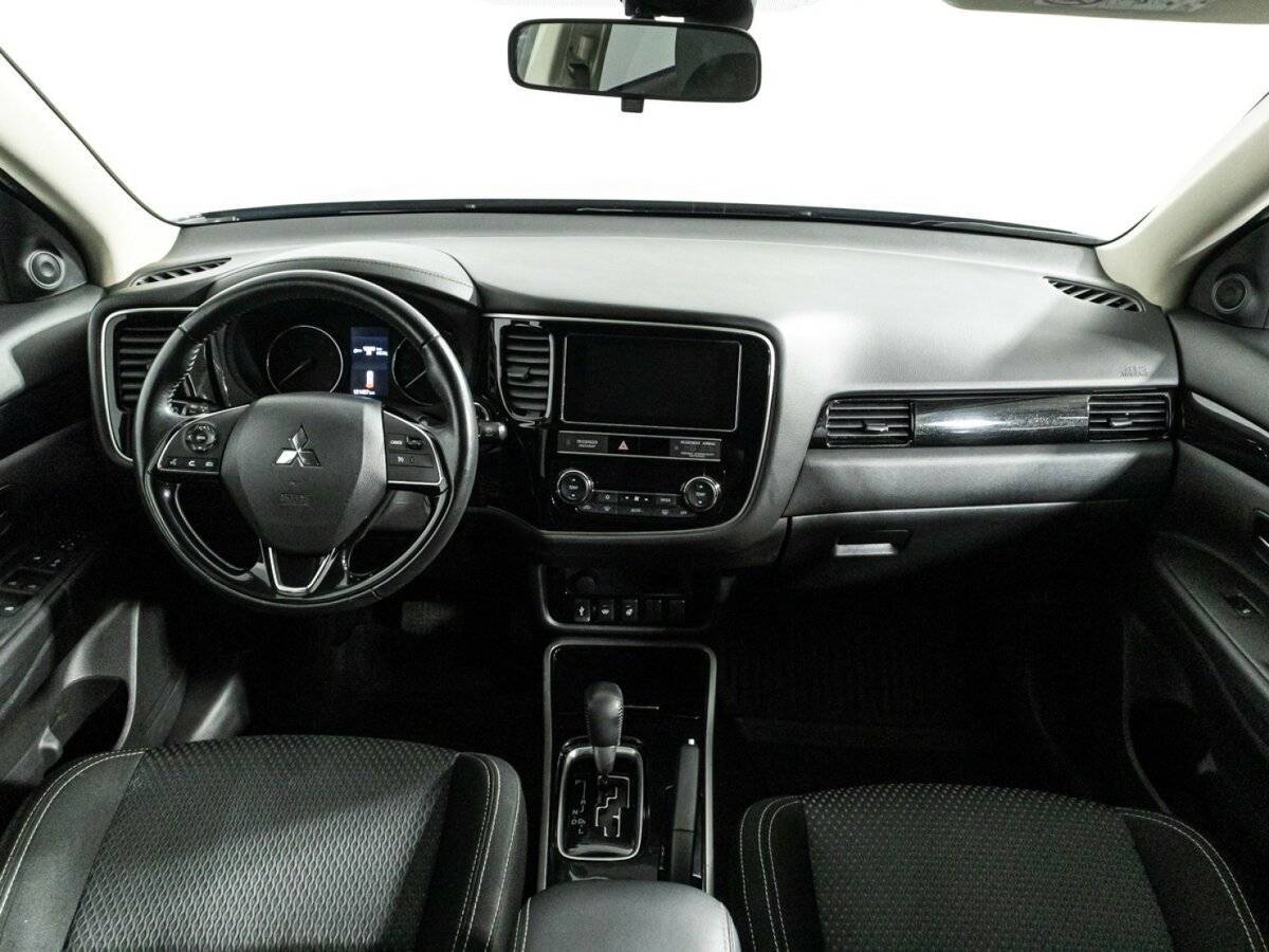 Купить Mitsubishi Outlander, 2018, 121 456 км.. Фото: #12