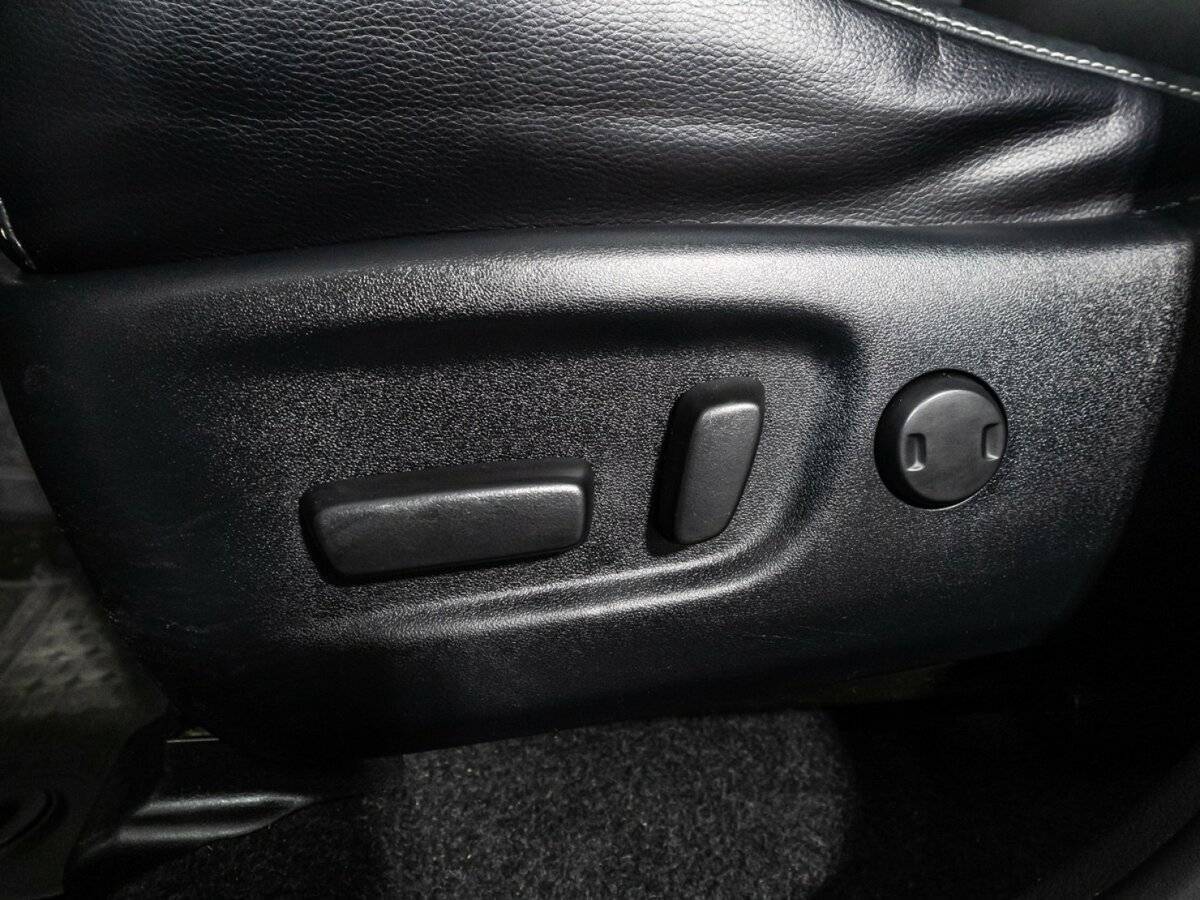 Купить Toyota RAV4, 2018, 104 503 км.. Фото: #16