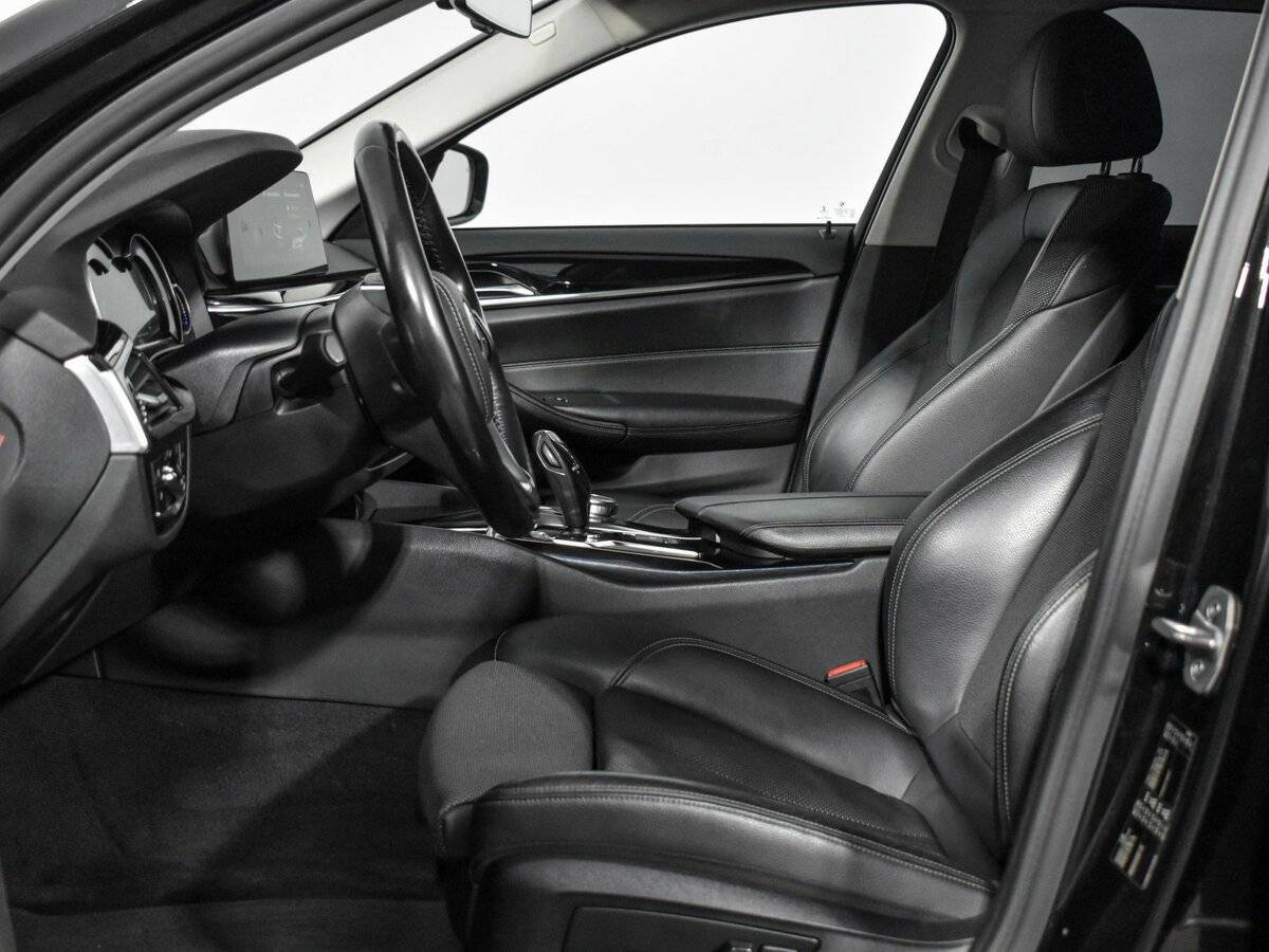 Купить BMW 5 серии, 2017, 118 260 км.. Фото: #11