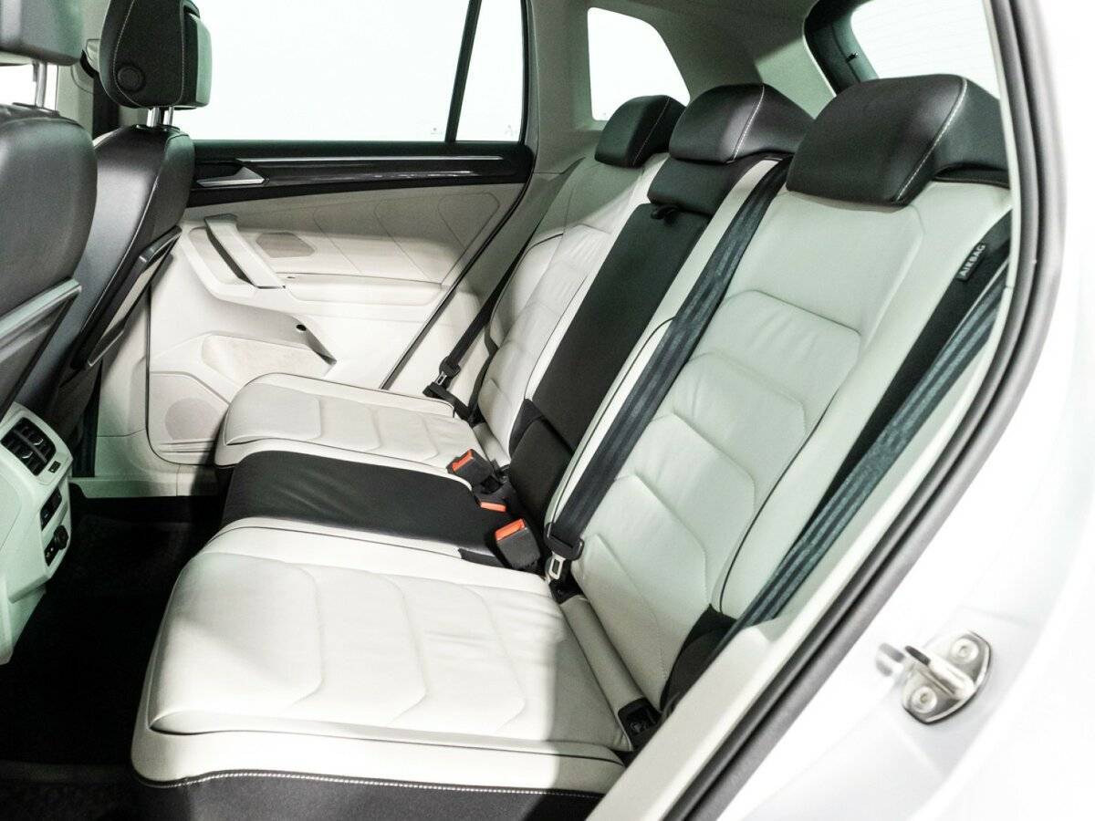 Купить Volkswagen Tiguan, 2018, 136 888 км.. Фото: #9