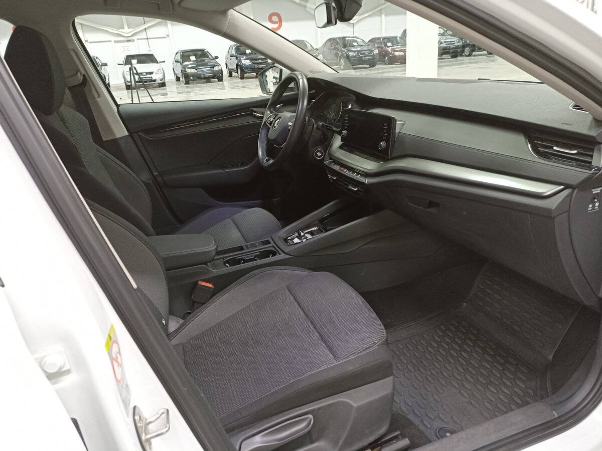 Купить Шкода Октавия, 2021, 167 259 км.. Фото: #10