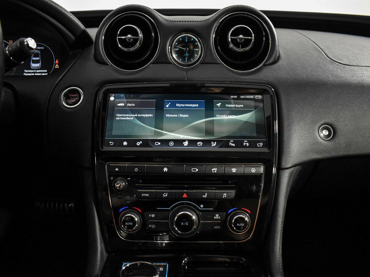 Купить Jaguar XJ, 2016, 151 000 км.. Фото: #18