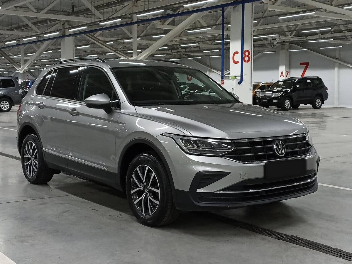 Купить Volkswagen Tiguan, 2021, 92 550 км.. Фото: #2