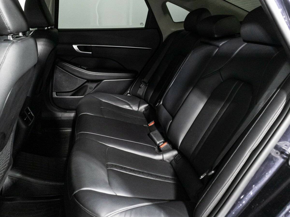 Купить Hyundai Sonata, 2020, 109 393 км.. Фото: #9