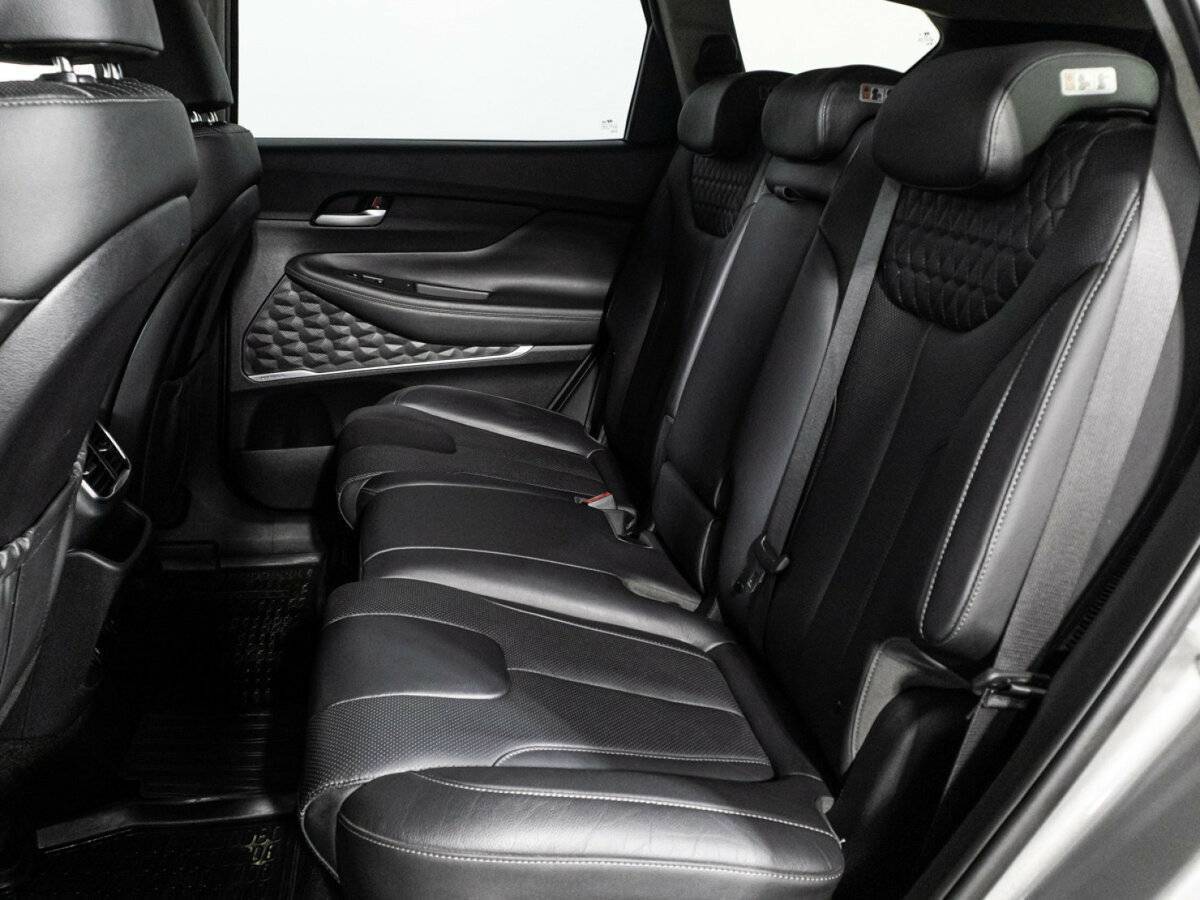 Купить Hyundai Santa Fe, 2019, 130 148 км.. Фото: #9