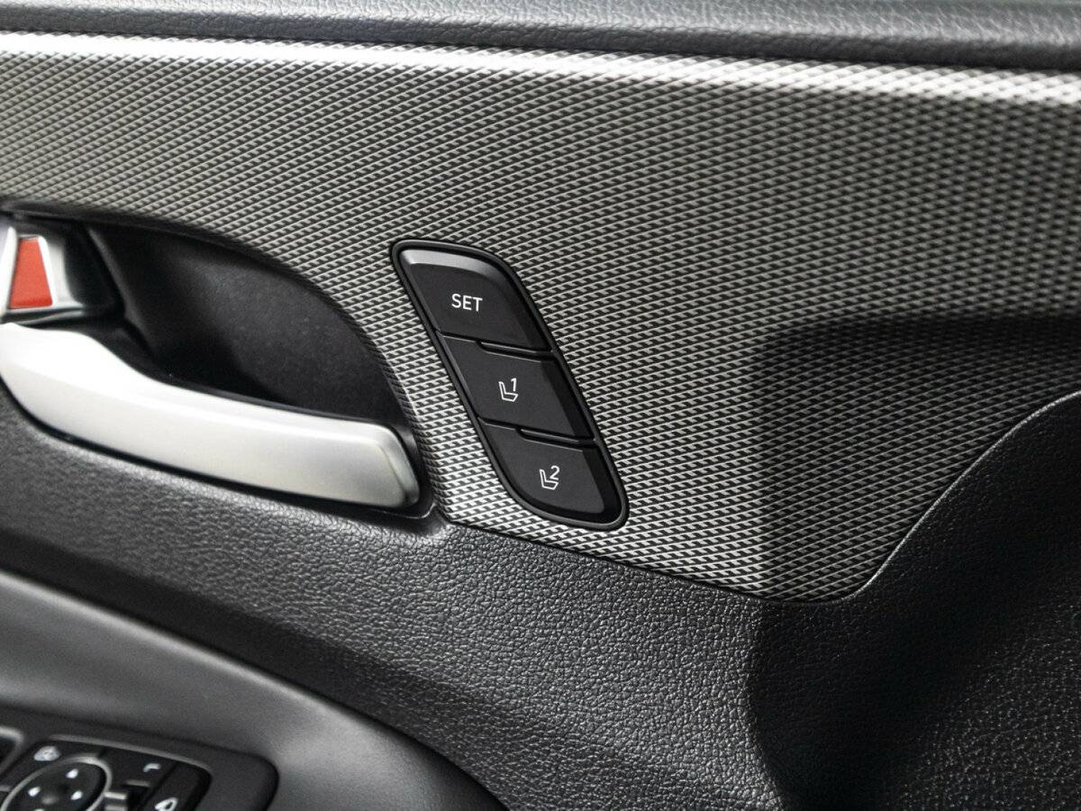 Купить Hyundai Santa Fe, 2019, 130 148 км.. Фото: #16