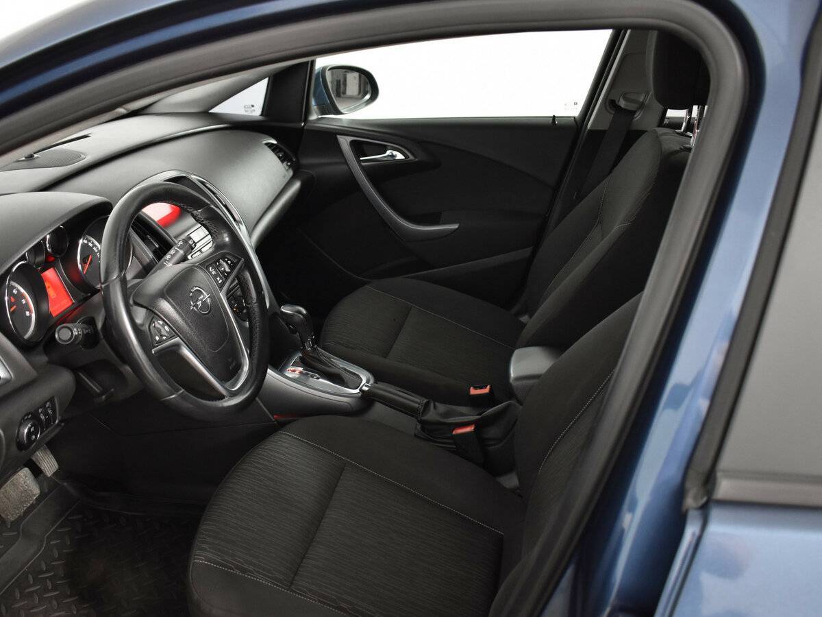 Купить Опель Астра, 2012, 184 232 км.. Фото: #8