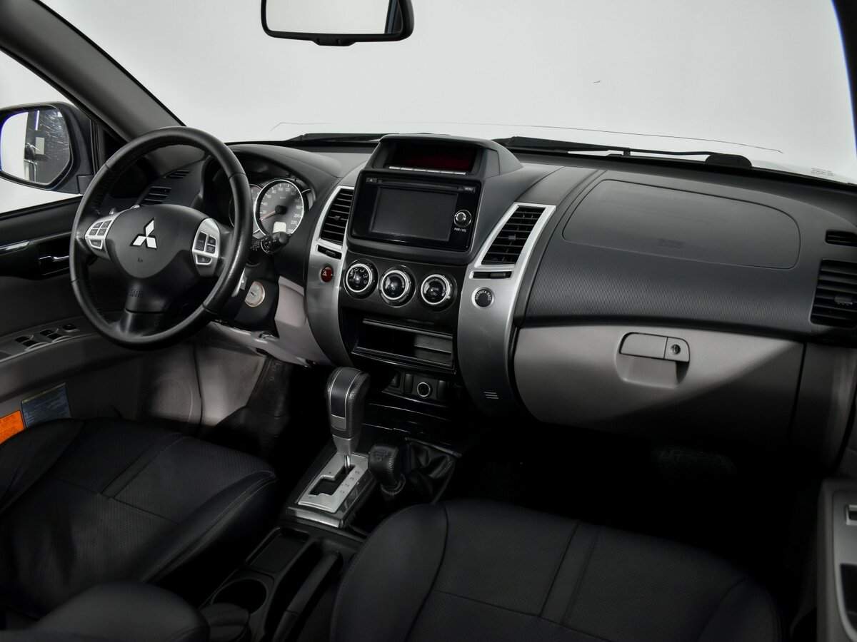 Купить Mitsubishi Pajero Sport, 2015, 100 176 км.. Фото: #8