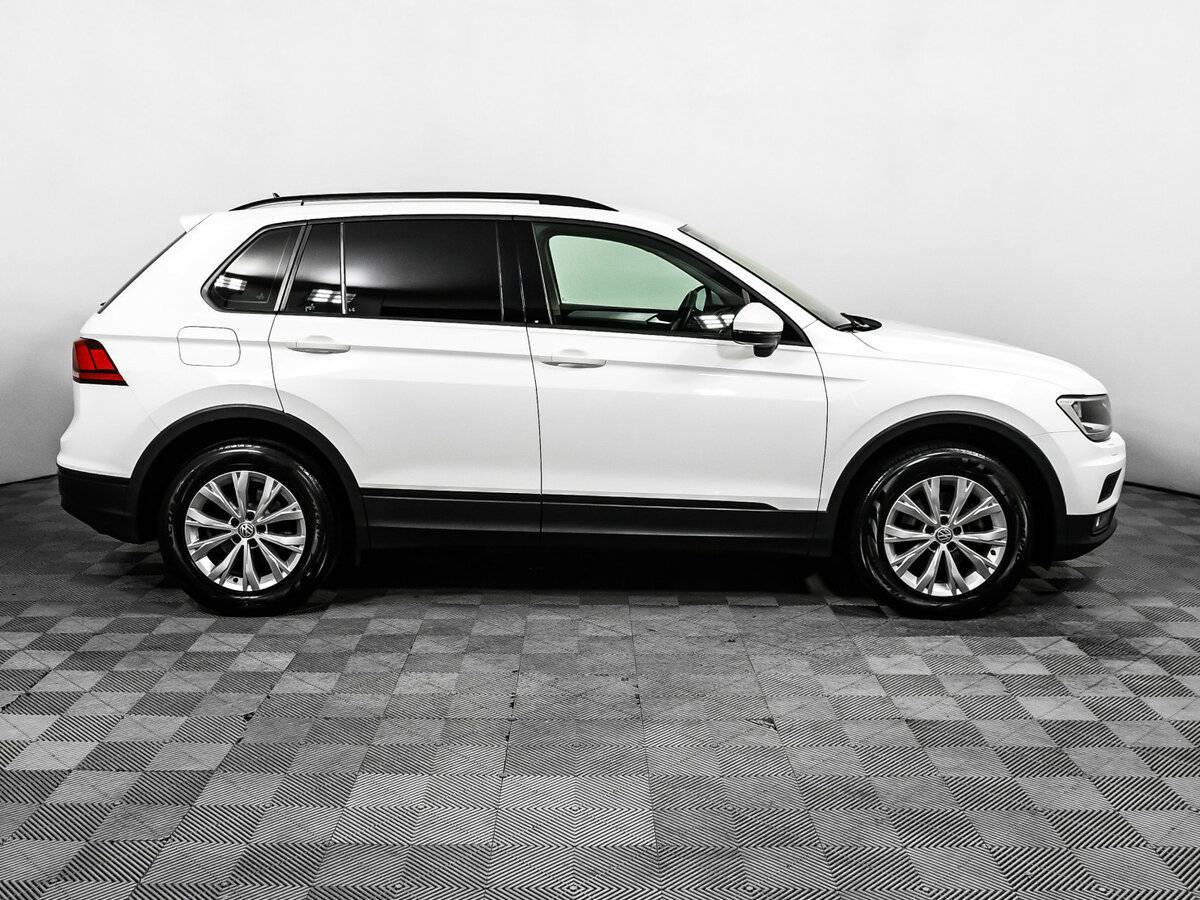 Купить Volkswagen Tiguan, 2018, 103 459 км.. Фото: #3