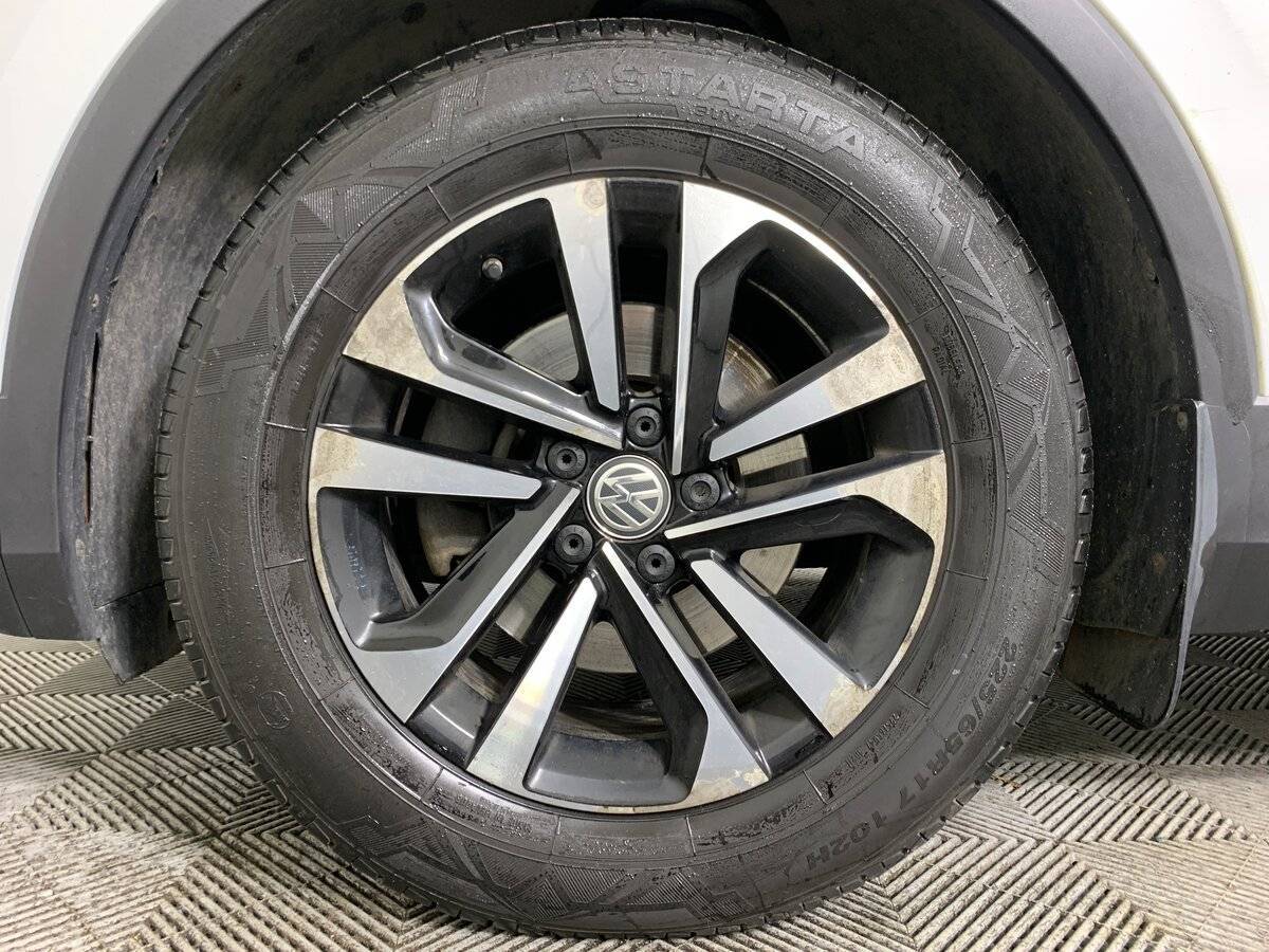 Купить Volkswagen Tiguan, 2019, 120 057 км.. Фото: #8