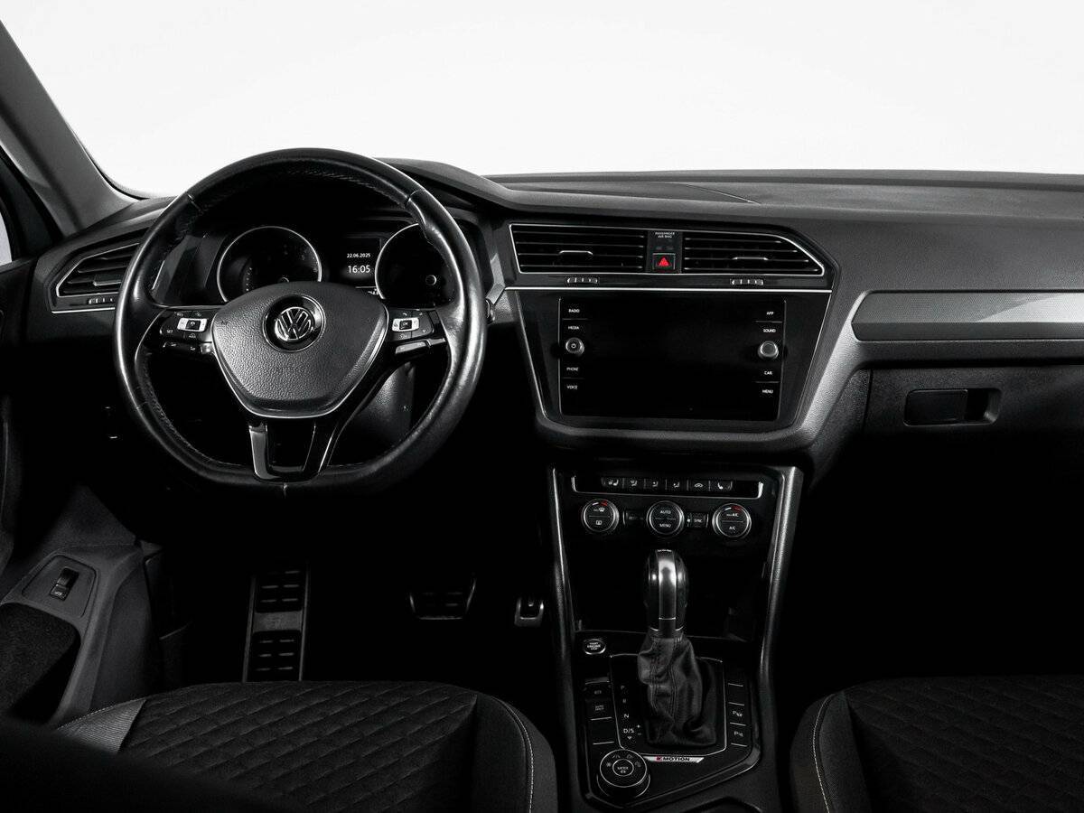 Купить Volkswagen Tiguan, 2018, 63 742 км.. Фото: #11