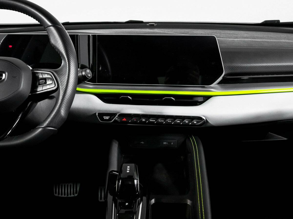 Купить Geely Coolray, 2023, 23 000 км.. Фото: #12