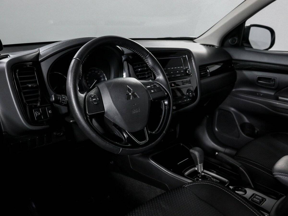 Купить Mitsubishi Outlander, 2019, 44 800 км.. Фото: #13
