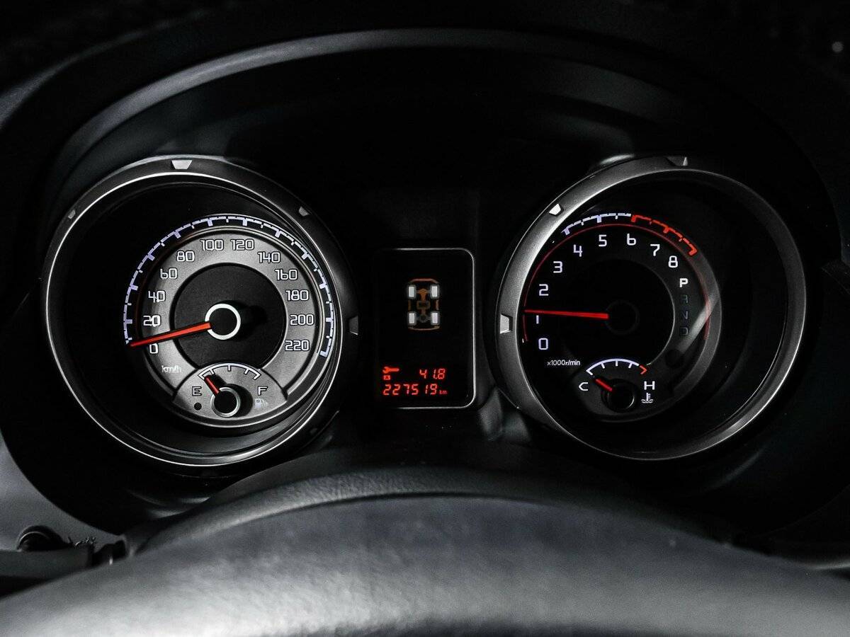 Купить Mitsubishi Pajero, 2015, 227 200 км.. Фото: #9