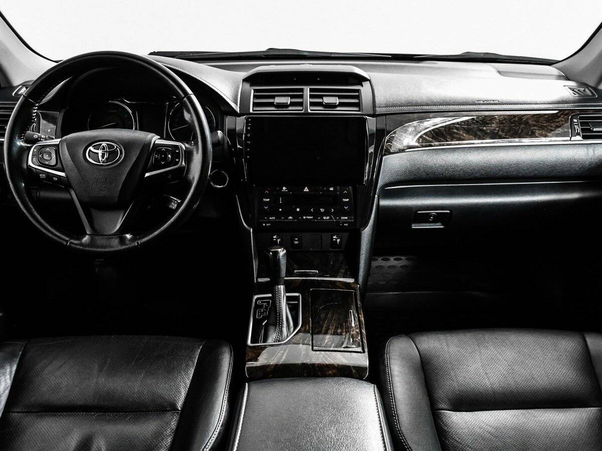 Купить Toyota Camry, 2017, 131 335 км.. Фото: #10